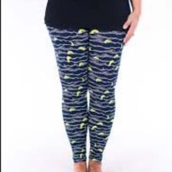 Sweetlegs NWT into the deep petite - Picture 7 of 9